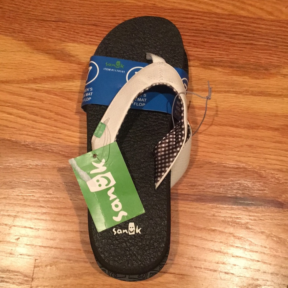 Sanuk Women’s Yoga Mat Flip Flop White Sz. 7